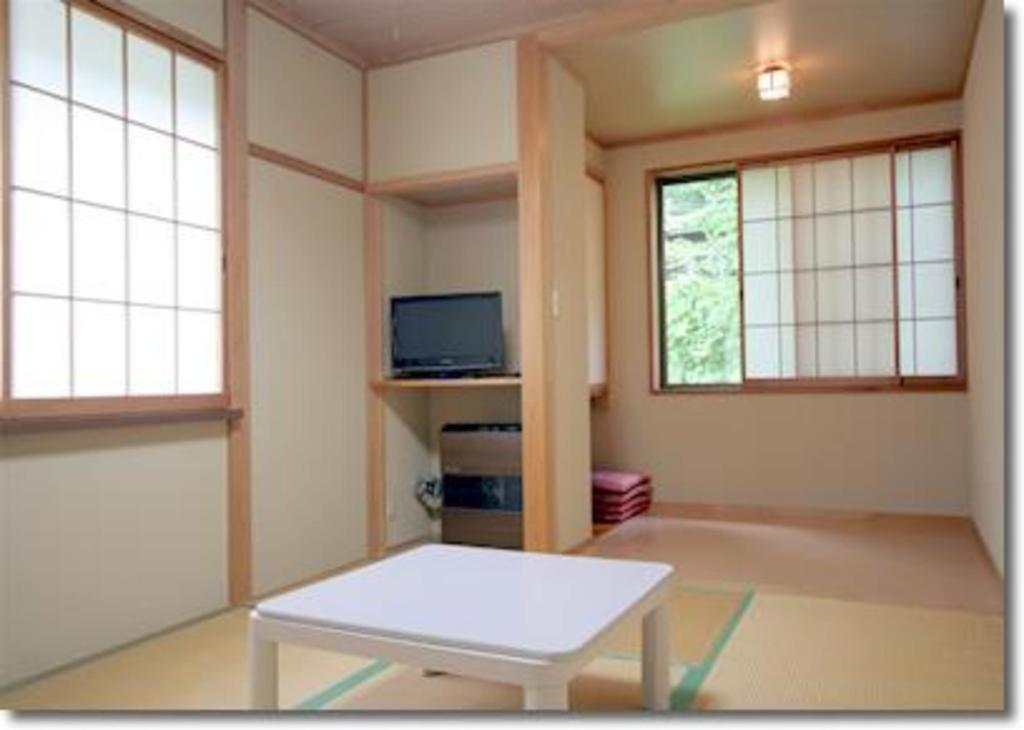 Minshuku Yoshinoya Hotel มินาคามิ ภายนอก รูปภาพ