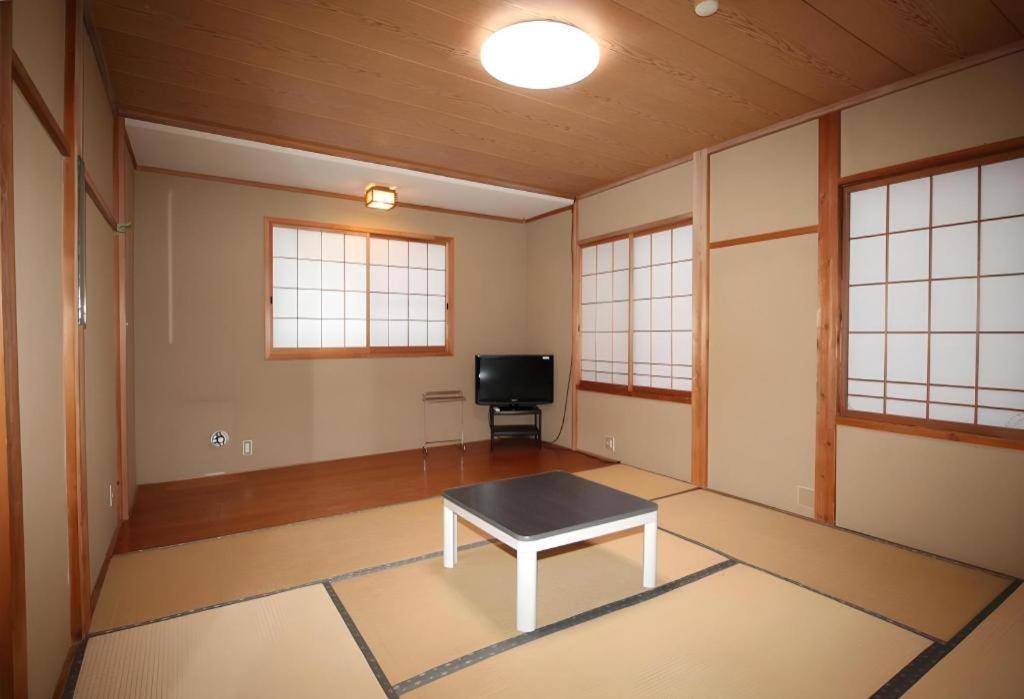 Minshuku Yoshinoya Hotel มินาคามิ ภายนอก รูปภาพ